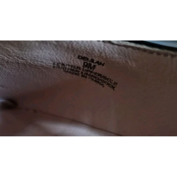 Kate Spade Delilah Patent Leather Flats Black White Pointed Toe Size 9 New - Picture 7 of 7